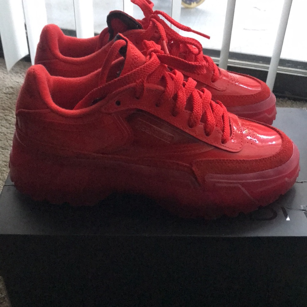 Cardi B Red Reebox - Picture 4 of 5